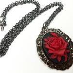 Victorian Style Necklace Re..