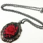 Victorian Style Necklace Re..
