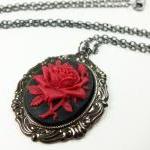 Victorian Style Necklace Re..